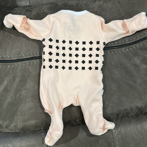 Pink Newborn Nanit Pajamas - Breathing Wear for Nanit Baby Monitor - Picture 4 of 4